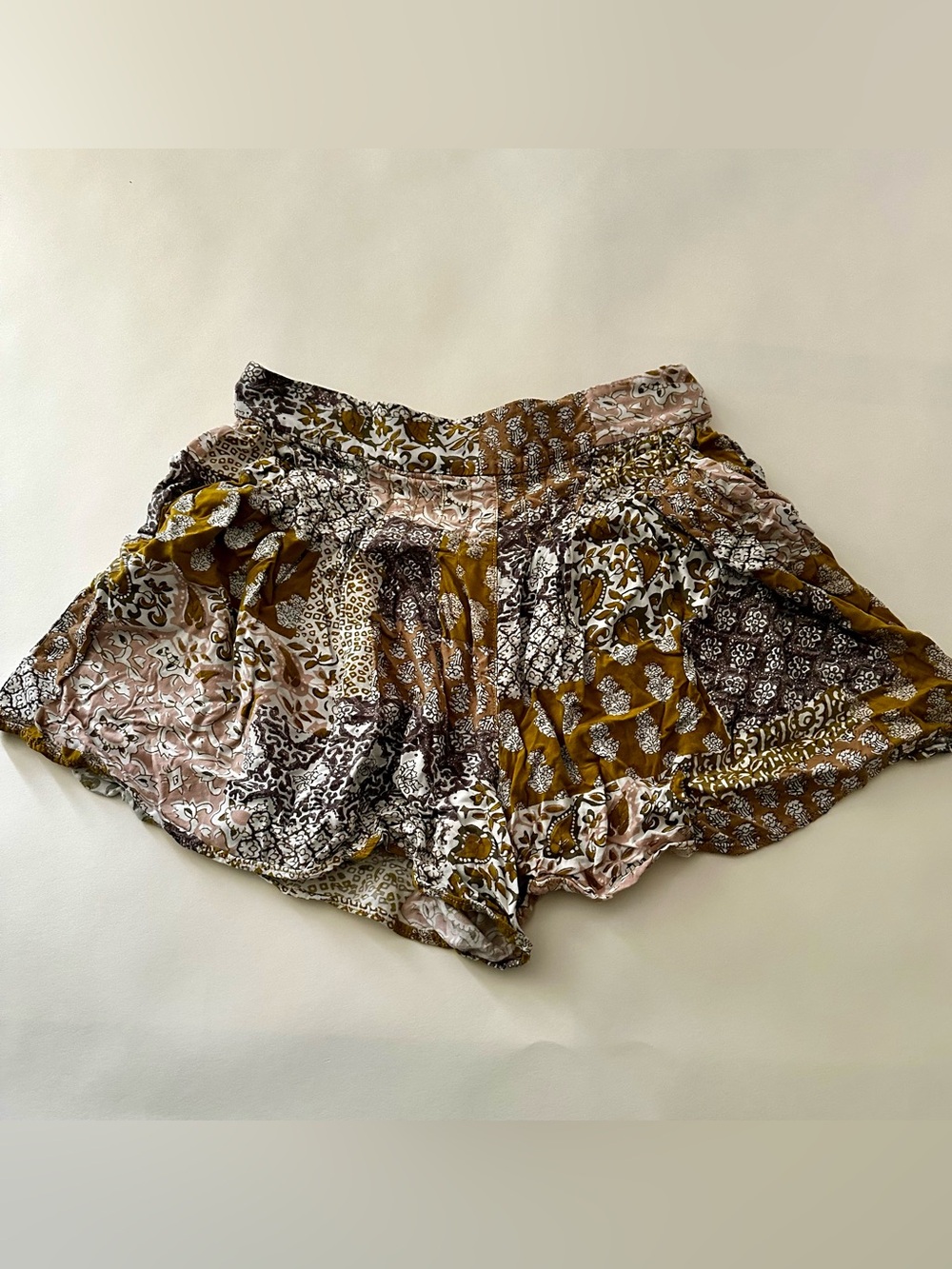 Maeve‎ by Anthropologie Patchwork Floral Shorts M